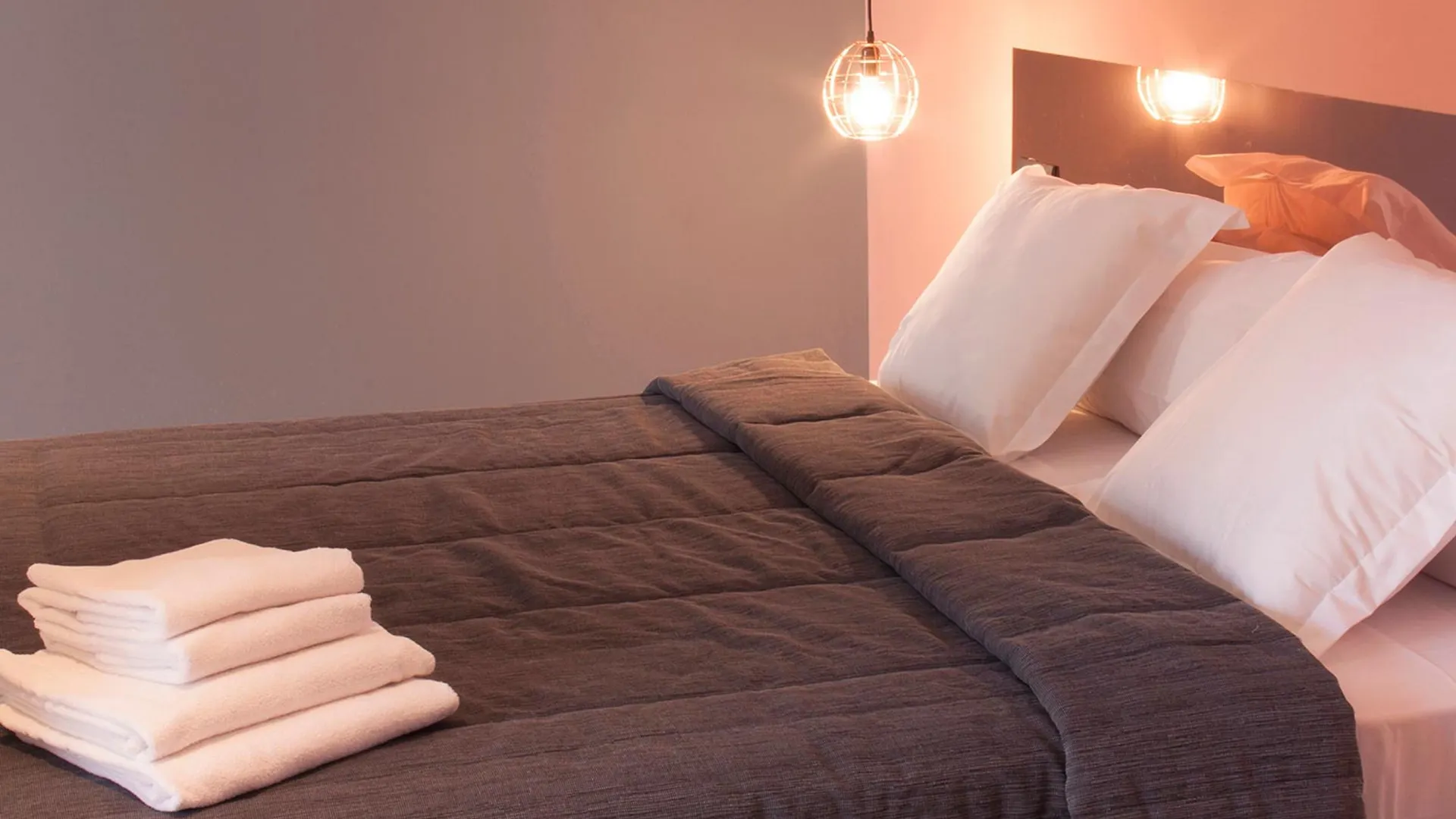 Apartamentos Nono By Charming Stay Malaga 0*,  Hiszpania