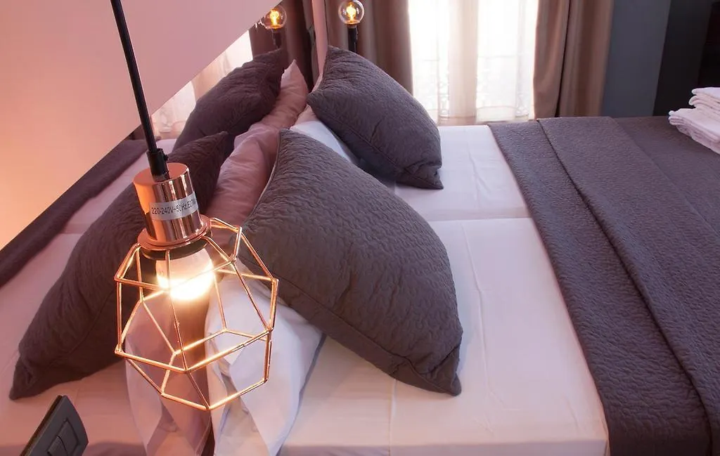 Apartamentos Nono By Charming Stay Malaga 0*,